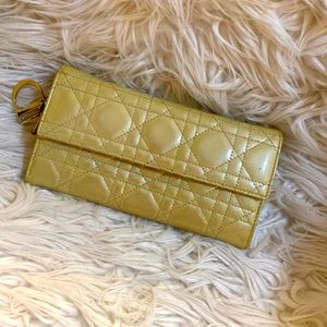 Dior wallet